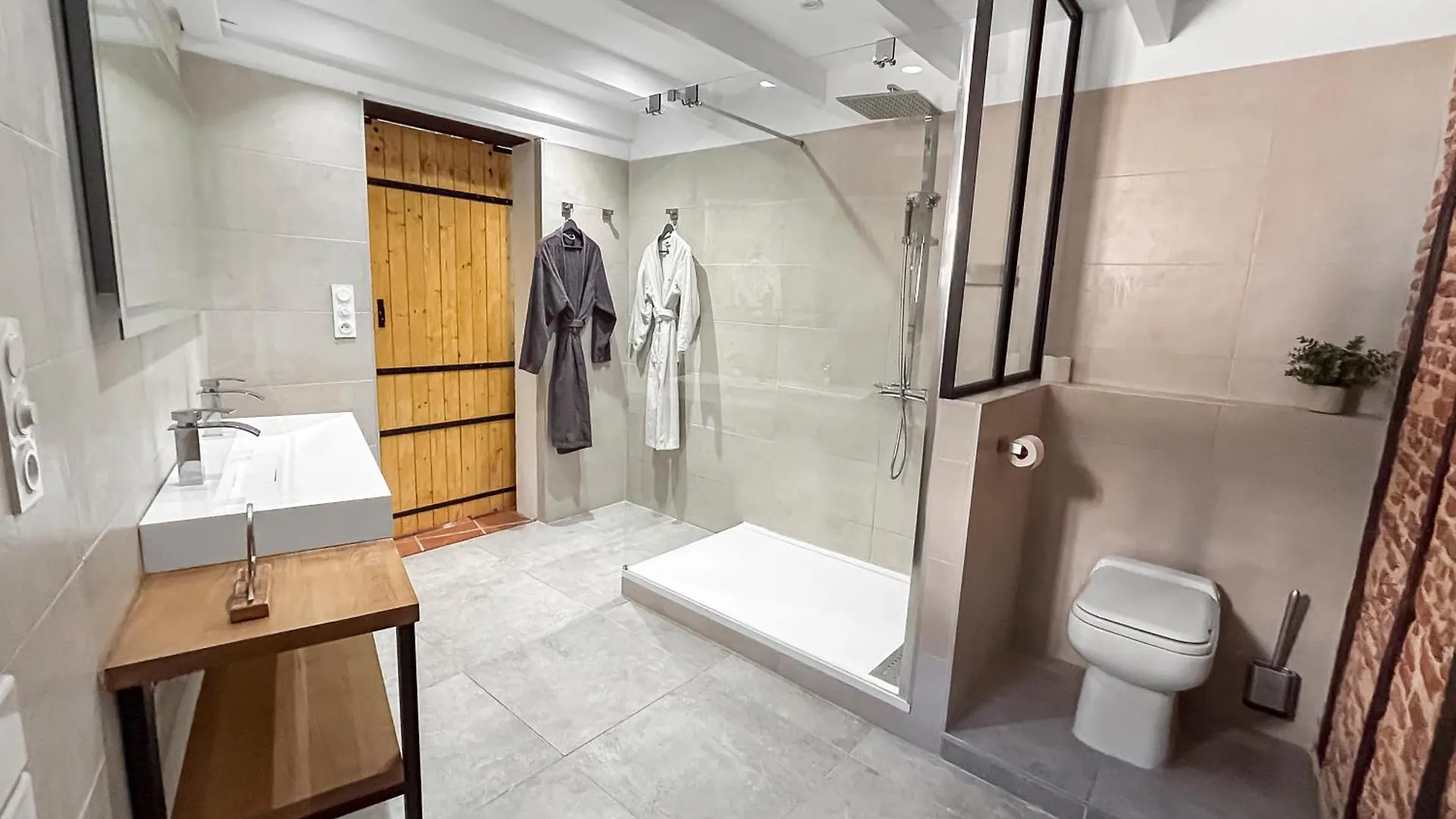 Studio De Charme 70M2, Jacuzzi Et Piscine Partagee Verfeil  Daire